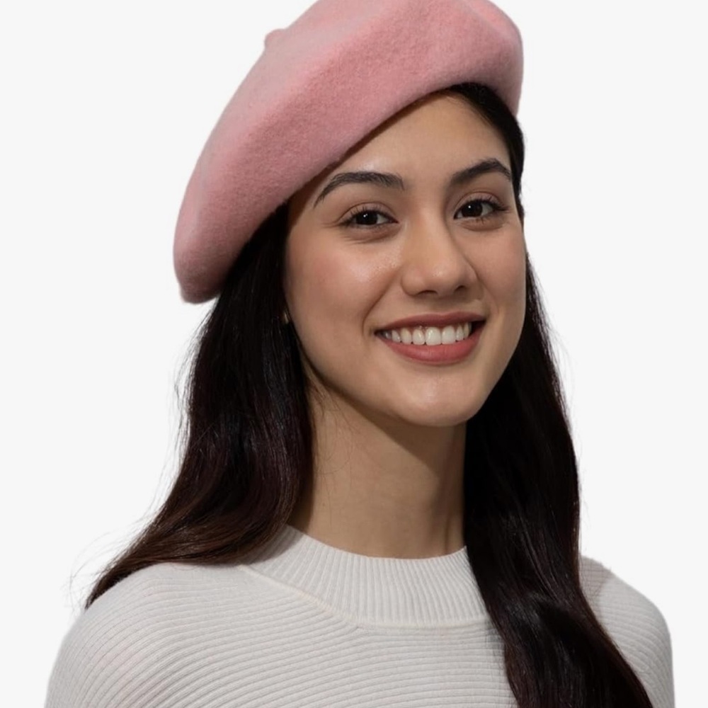 Chic Women's Pink Beret - Picture 4 of 4
